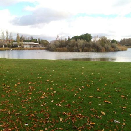 La Laguna Apartment Laguna de Duero Bagian luar foto